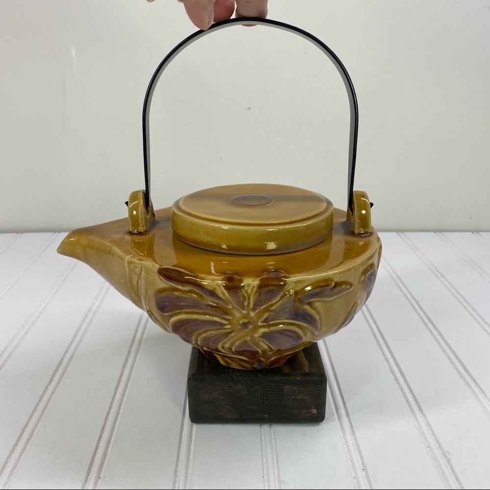 Bombay Tan ceramic floral Japanese teapot